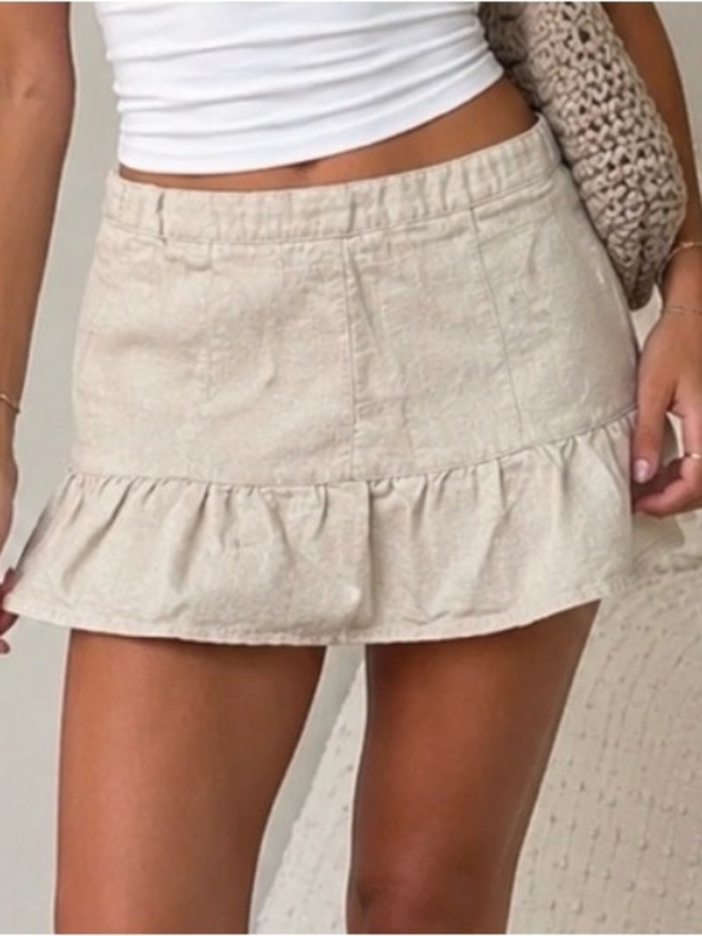 Khaki Linen Look Tiered Mini Skirt • Moda International (Victoria's Secret) Y2K